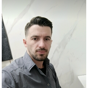 Антон Кузнецов