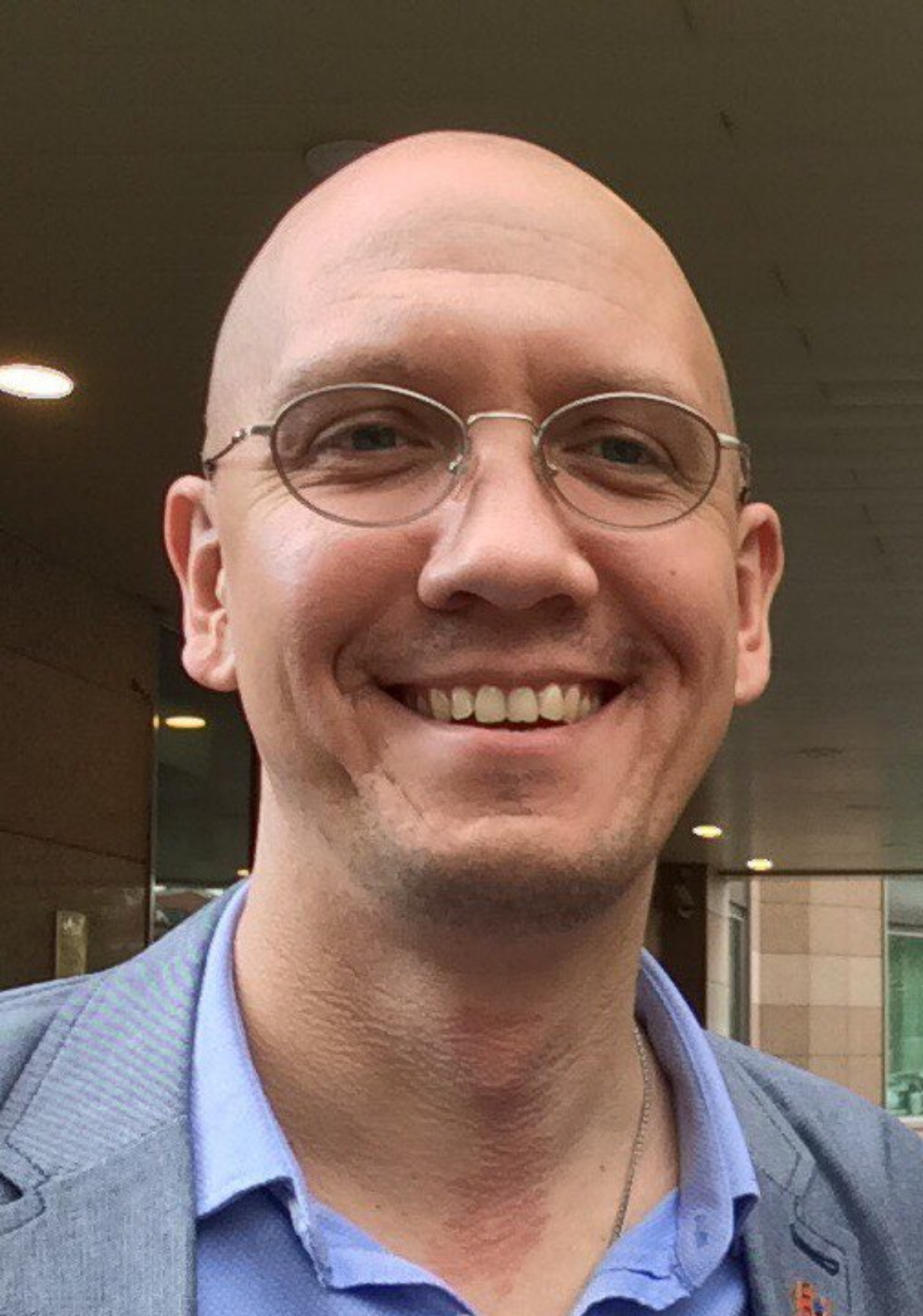 Руслан Постригань | Сетка — социальная сеть от hh.ru