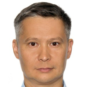 Руслан Садыков