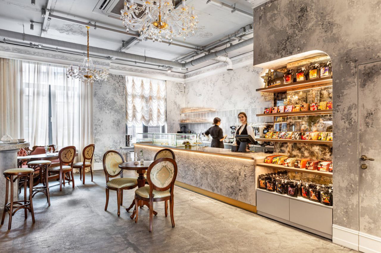 Интерьер петербургского ресторана Theobroma начался, как ни удивительно, с чашки, которую заказчица принесла на встречу с архитектором Анжеликой Зоболевой | Сетка — социальная сеть от hh.ru