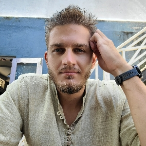 Иван Маслов