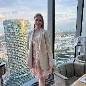 Юлия Захарова | Сетка — социальная сеть от hh.ru