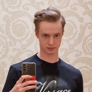 Арсений Тишин