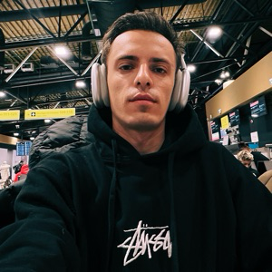 Виталий Олейник