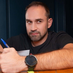 Алекс Тюрин