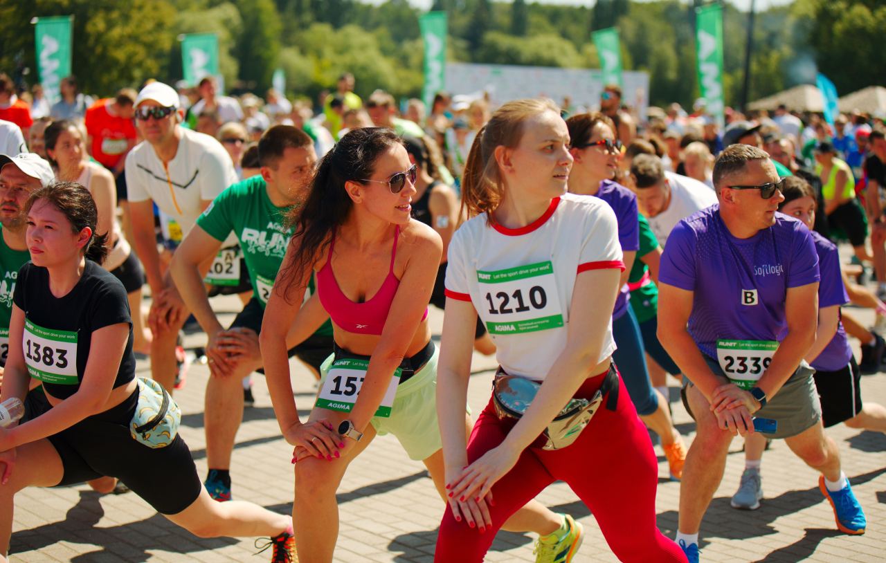 ⚡️ АКТИВНОСТИ НА RUNIT 2024: РАСТЯЖКА С ТРЕНЕРОМ И БРАСЛЕТЫ ОТ СЕТКИ
Сетка — новая социальная сеть для нетворкинга и профессионального развития от hh ru | Сетка — социальная сеть от hh.ru