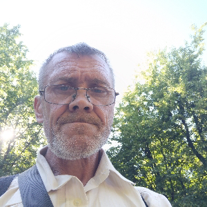 Виктор Сенников