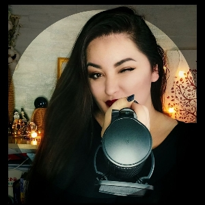 Марго, почитай нам! 🎙️💜📚