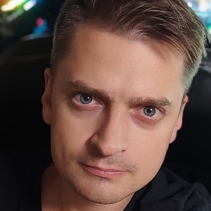 Денис Петров