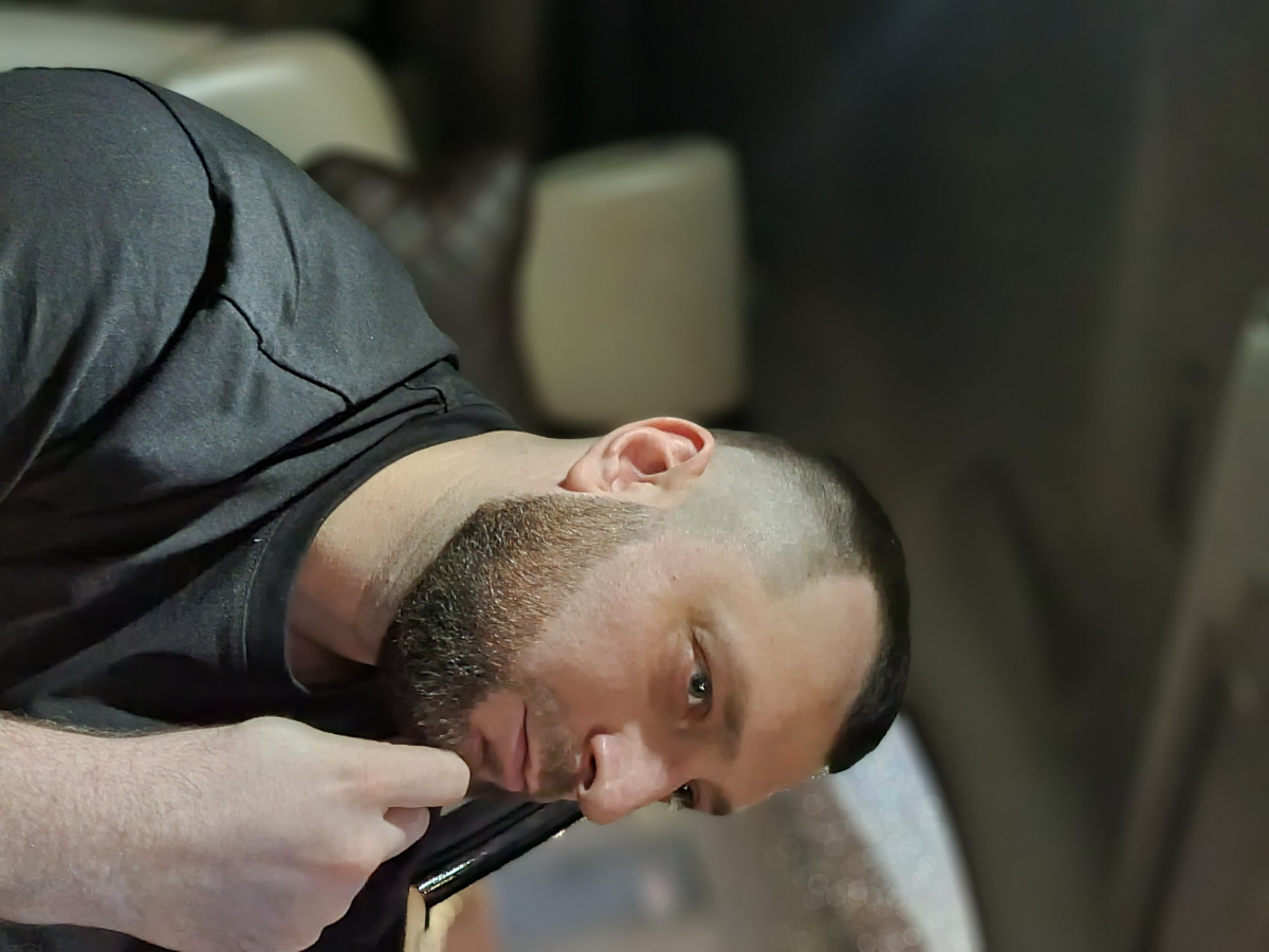 Дмитрий Безфамильный | Сетка — социальная сеть от hh.ru