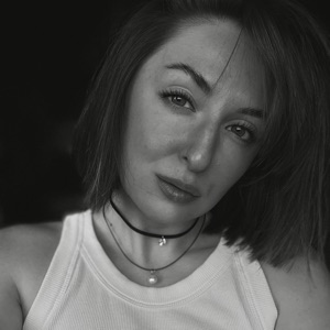 Елизавета Пехова