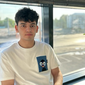 Леонид Геворгян