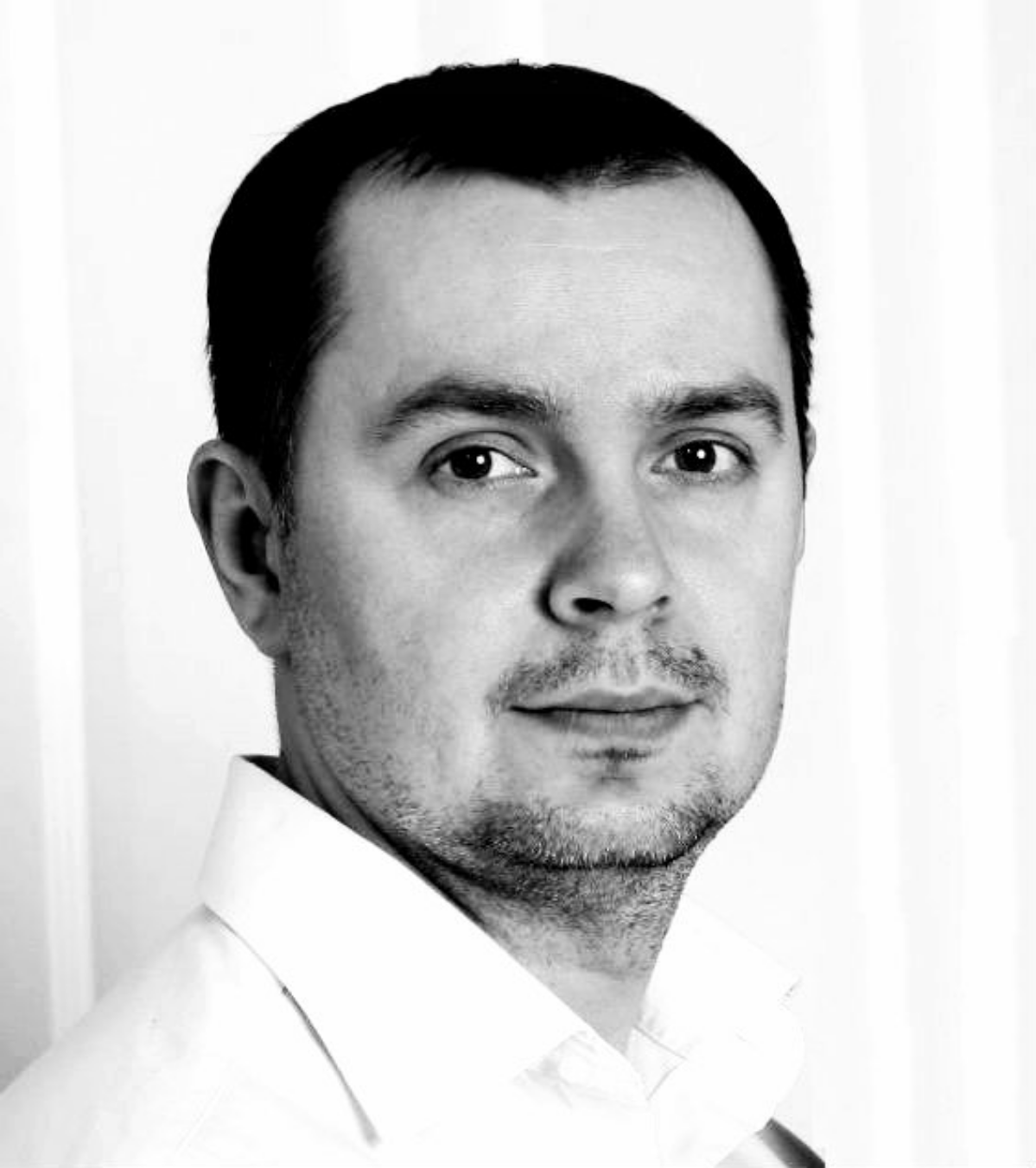 Александр Шапекин