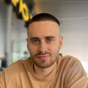 Андрей Кунов