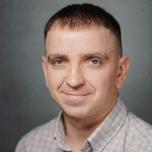 Максим Бабулин