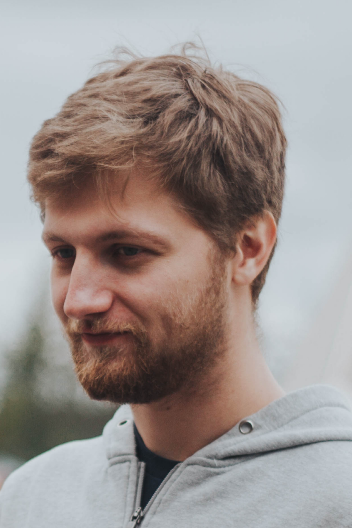 Константин Махов