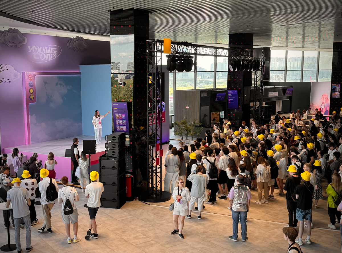 Слушал истории, помогал спикерам готовиться к выступлениям.
Пожалуй, один из самых масштабных офлайн ивентов компании.
Респект и низкий поклон команде
#YangCon #Y&Y #Yandex | Сетка — социальная сеть от hh.ru