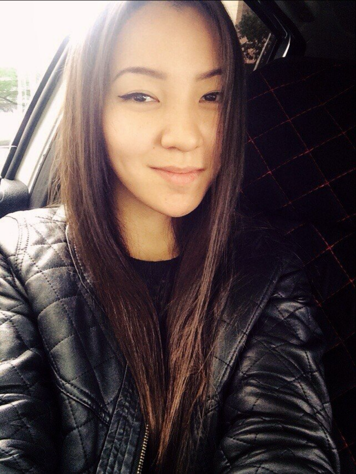 Aiganym Rakhman | Сетка — социальная сеть от hh.ru