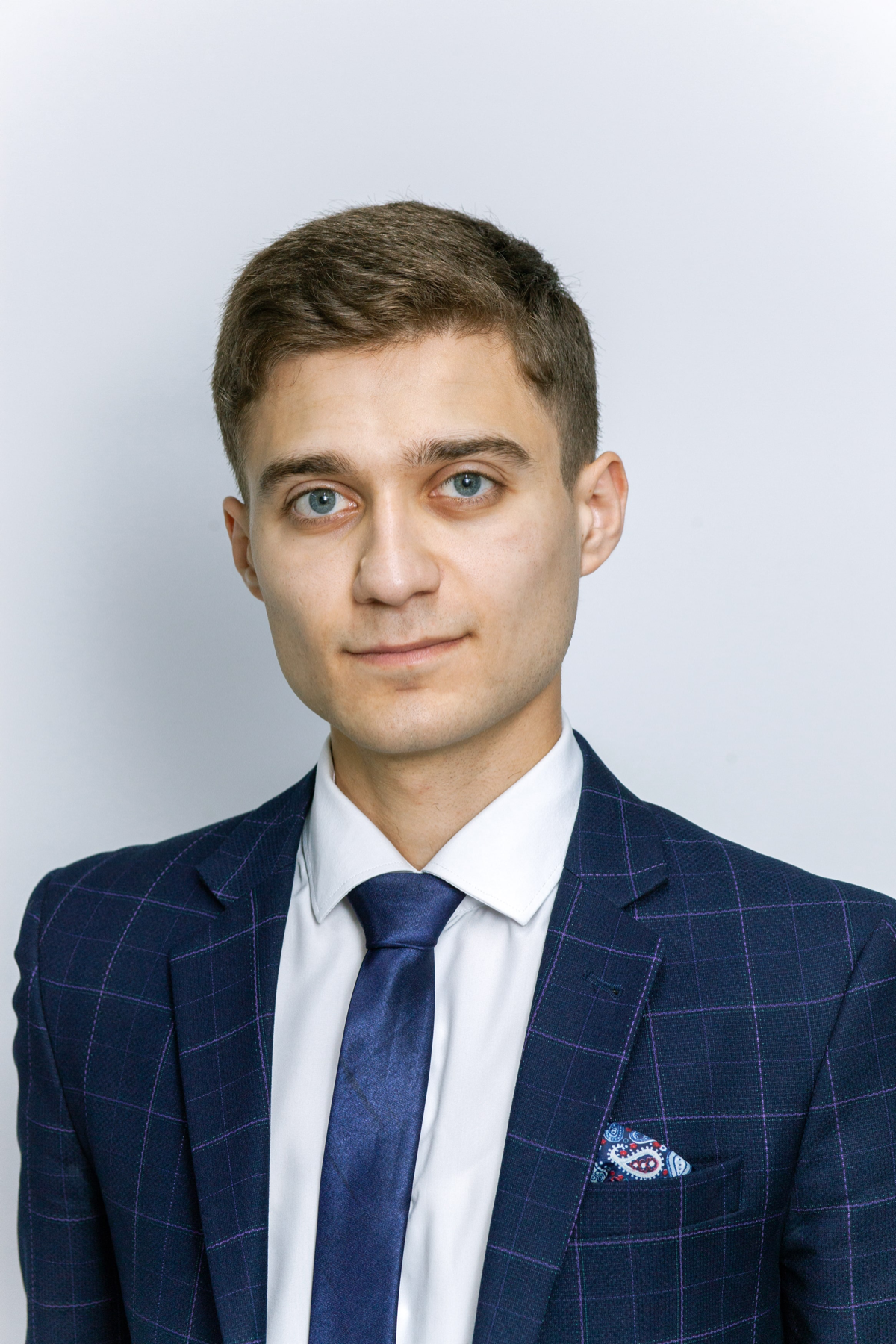 Левон Харатян | Сетка — социальная сеть от hh.ru