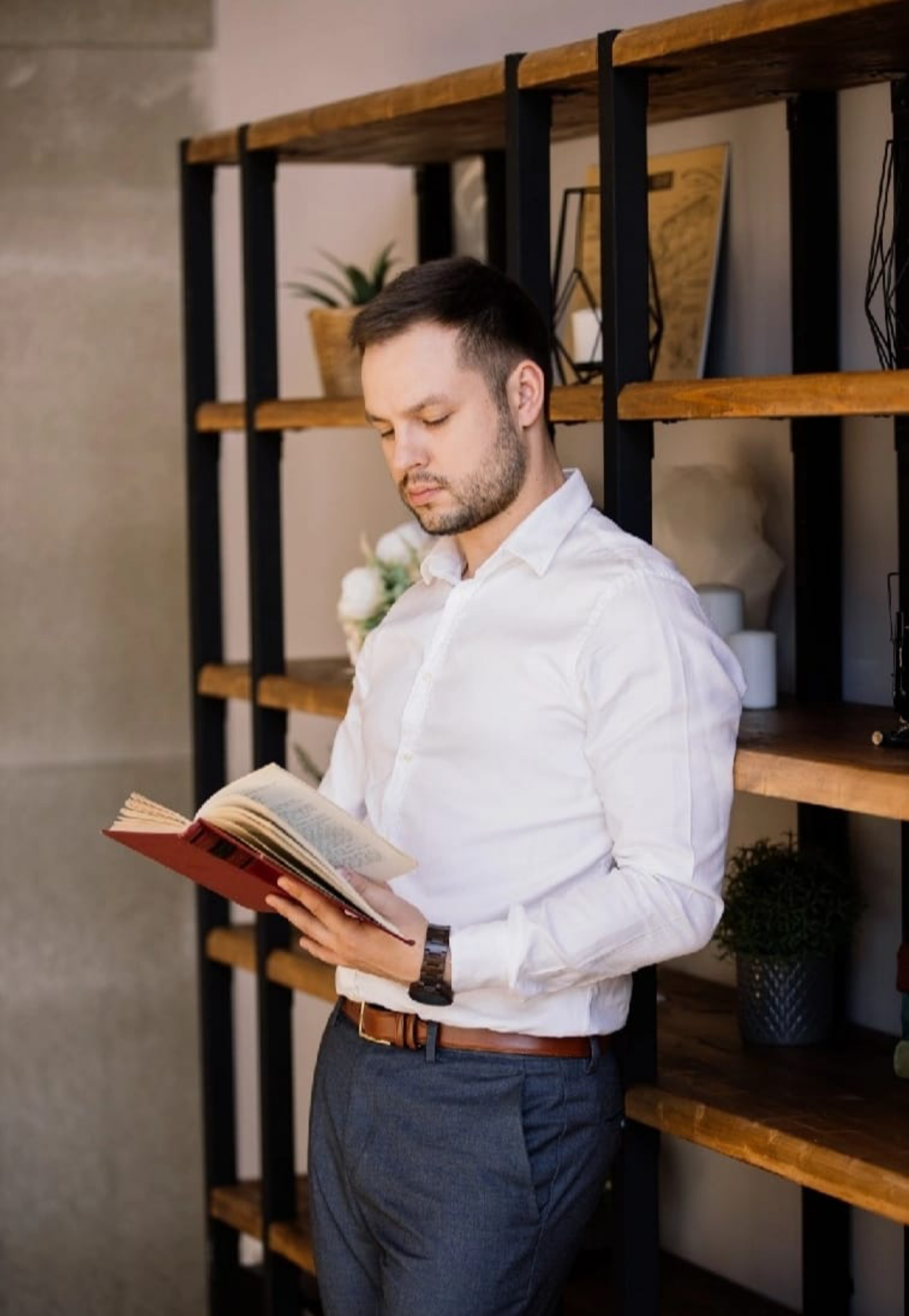 Анатолий Васильев