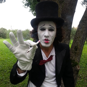 Anthony Brao | Сетка — социальная сеть от hh.ru