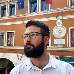 Роман Перевалов