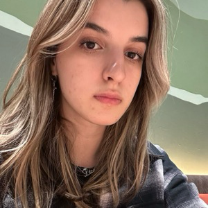 Лиза Баратова