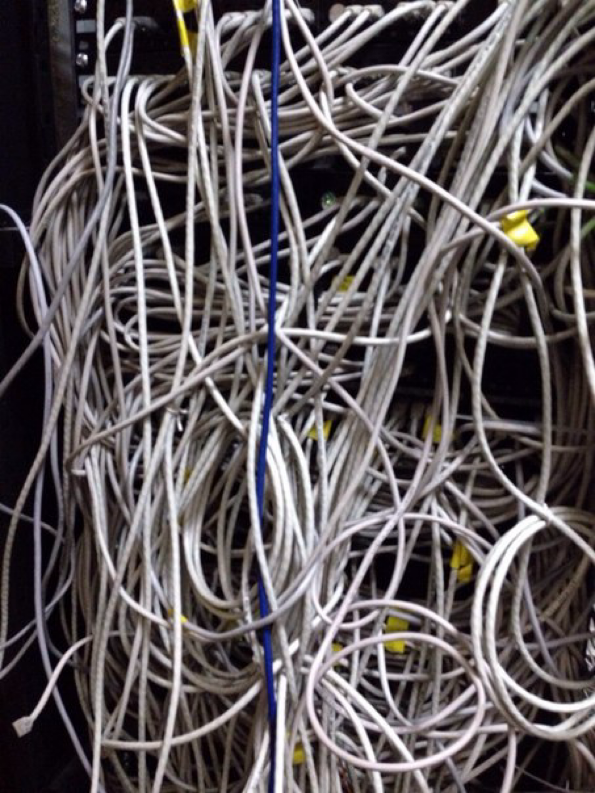 Денис Иванов