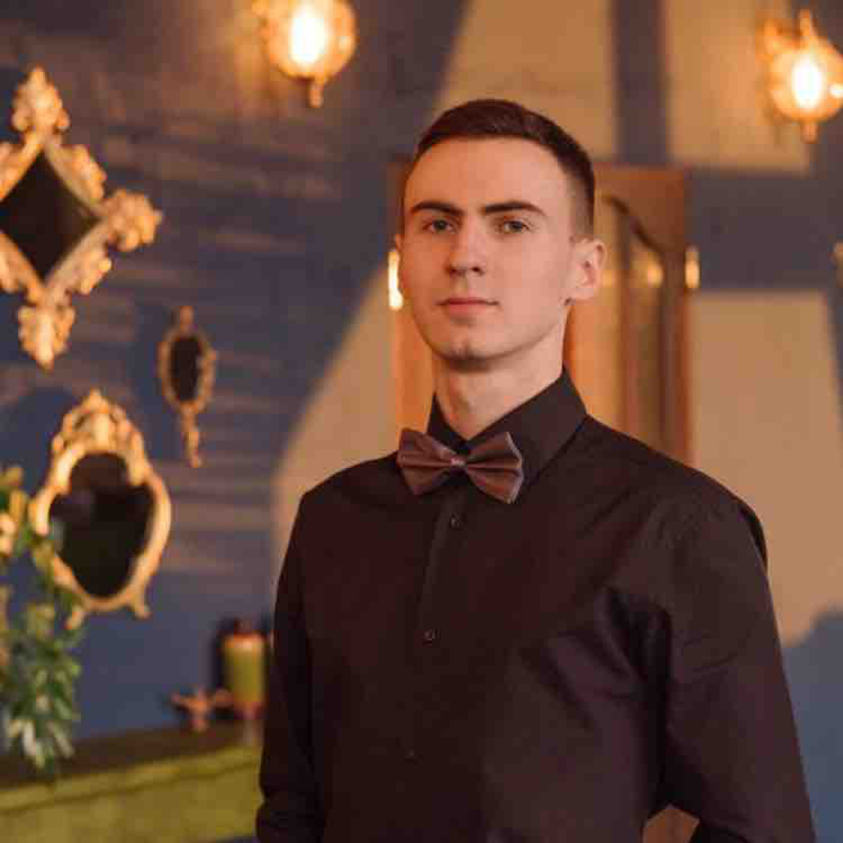 Антон Абрамов