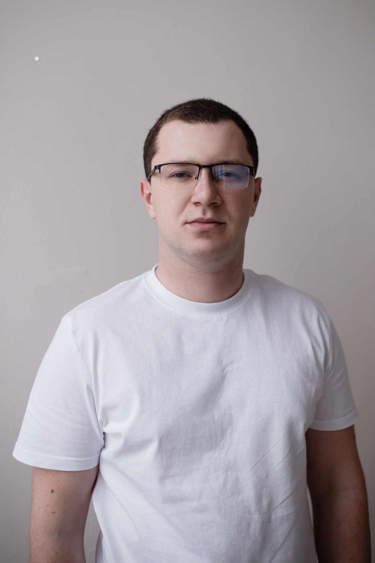 Олег Калашников