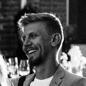 Антон Волосач