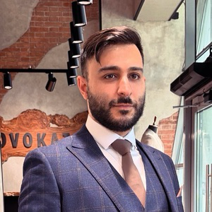 Артур Петросян | Сетка — социальная сеть от hh.ru