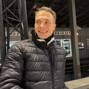 Максим Васельков | Сетка — социальная сеть от hh.ru