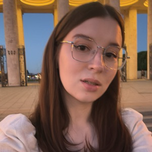 Алёна Толкачева
