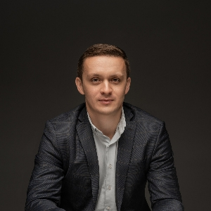 Руслан Бичурин | Сетка — социальная сеть от hh.ru