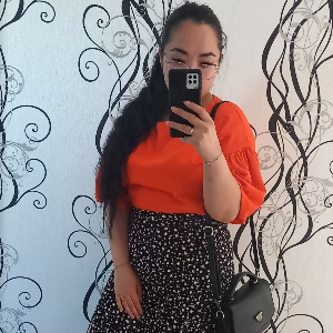 Лейла Досмагамбетова | Сетка — социальная сеть от hh.ru