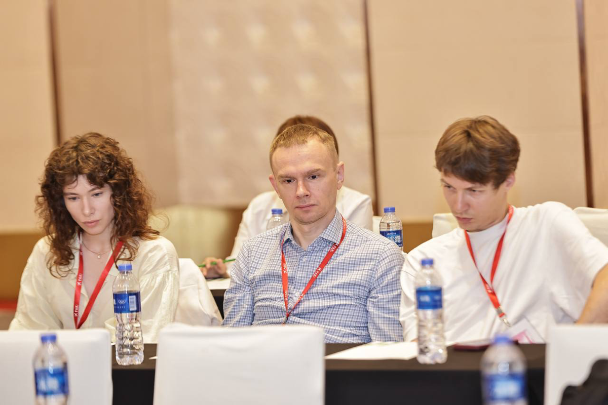 мы с командой посетили конференцию в Шанхае по направлению Pax Loyalty | Сетка — социальная сеть от hh.ru
