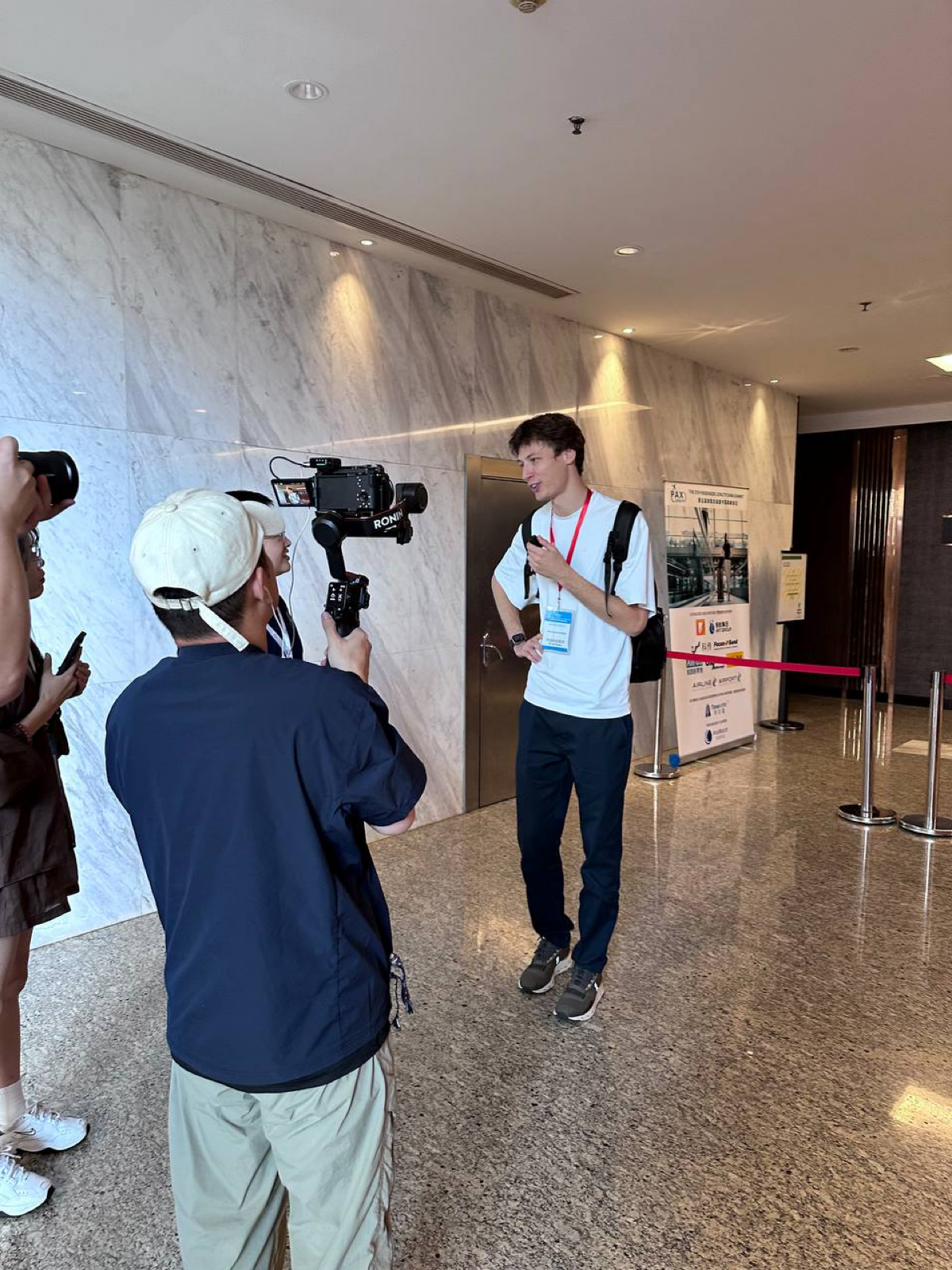 мы с командой посетили конференцию в Шанхае по направлению Pax Loyalty | Сетка — социальная сеть от hh.ru