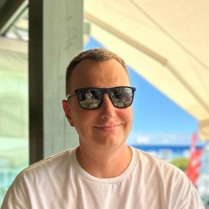 Sergey Solovyev | Сетка — социальная сеть от hh.ru