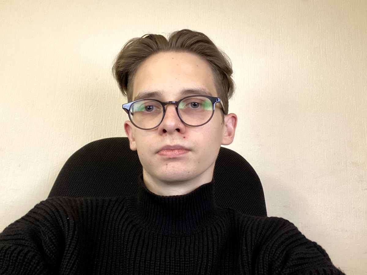 Владислав Охотников