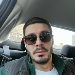 Арам Арутюнян