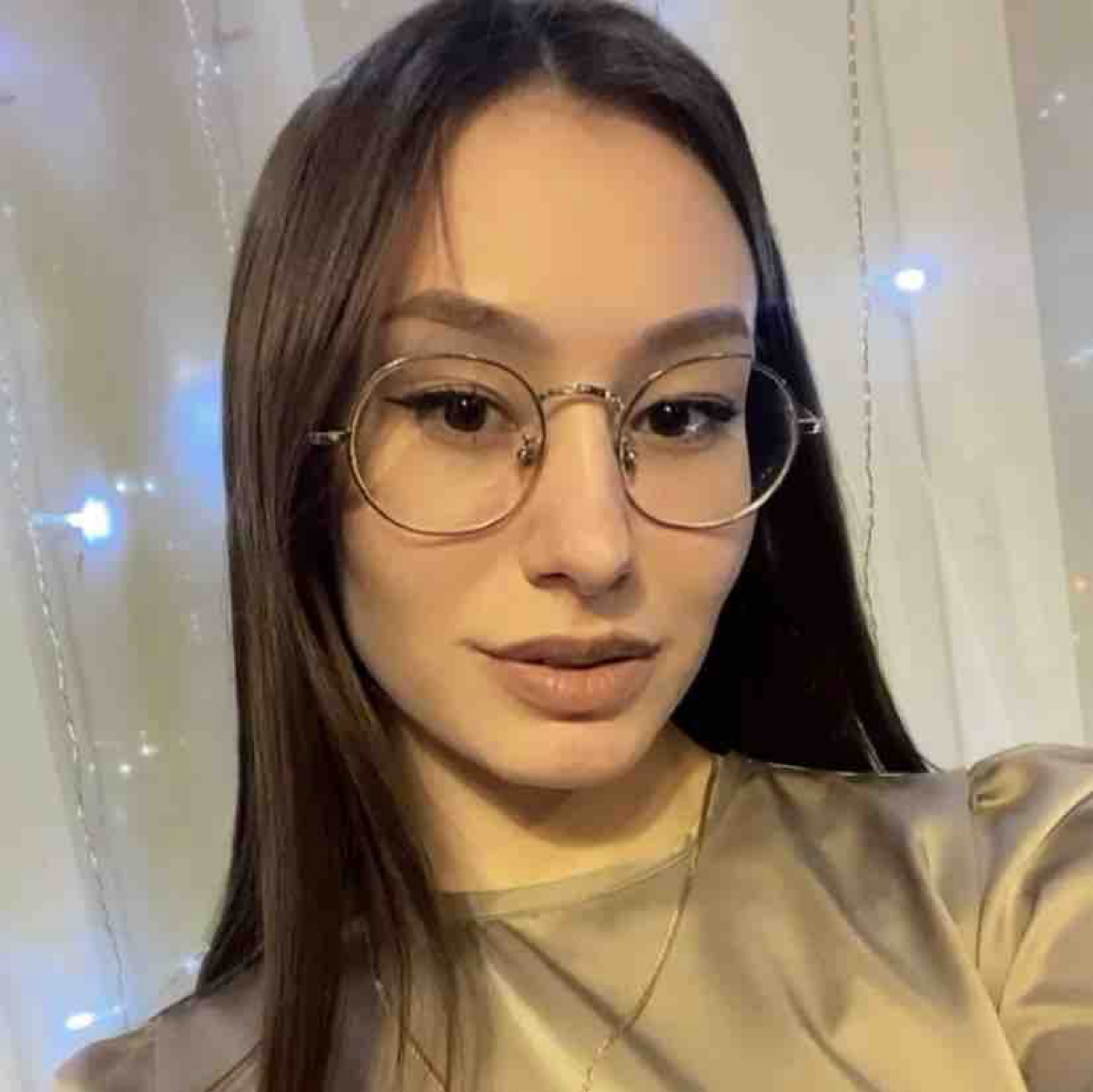 Алина Кузьминова