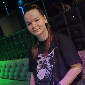 Анна Ким
