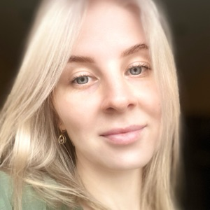 Елена Новикова | Сетка — социальная сеть от hh.ru