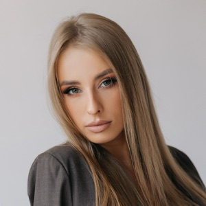 Алина Сюнякова | Сетка — социальная сеть от hh.ru