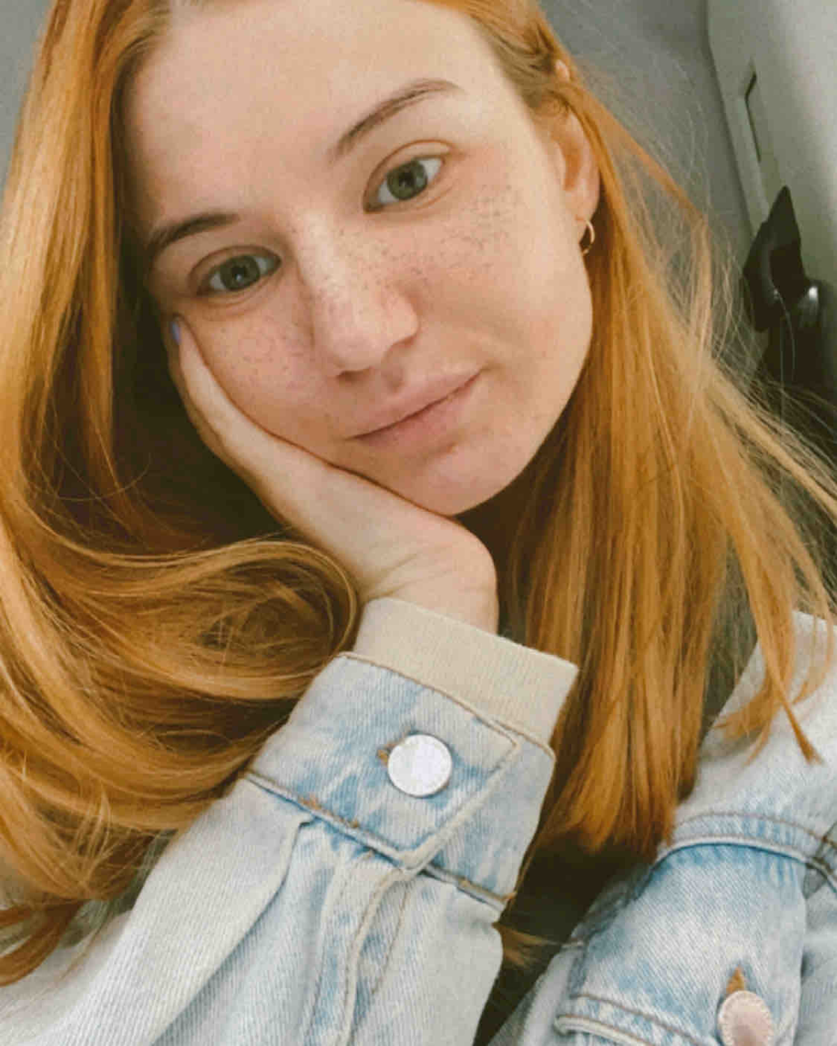 Алеся Веселкова