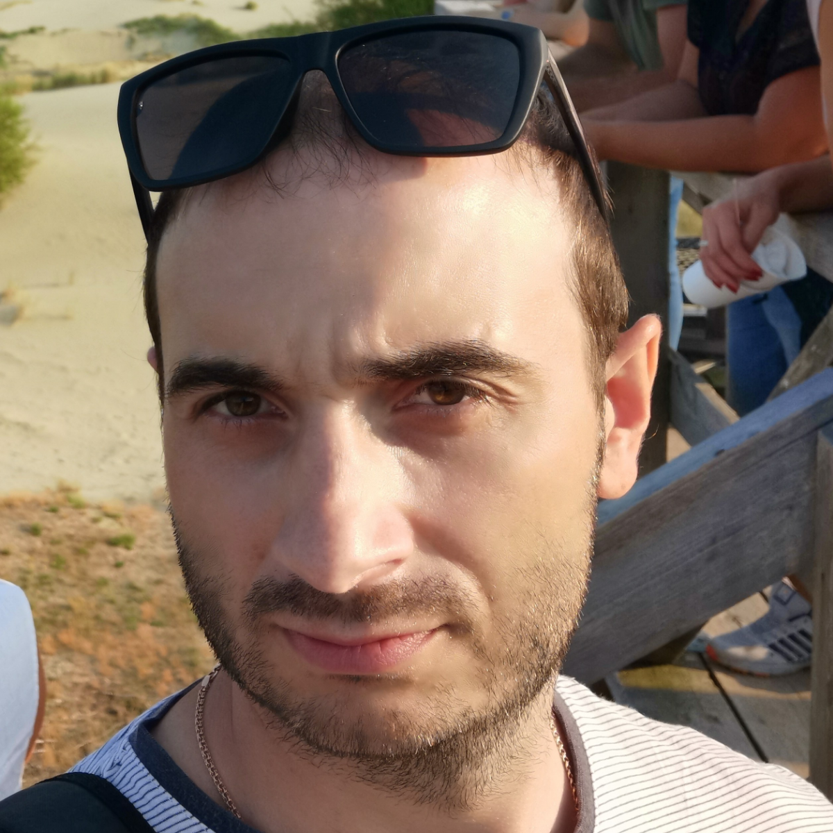 Александр Моисеев