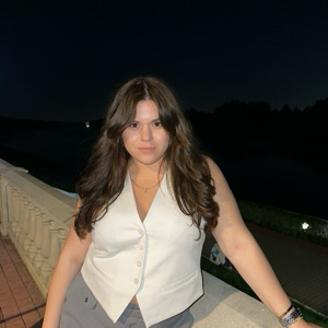 Сухова Вероника