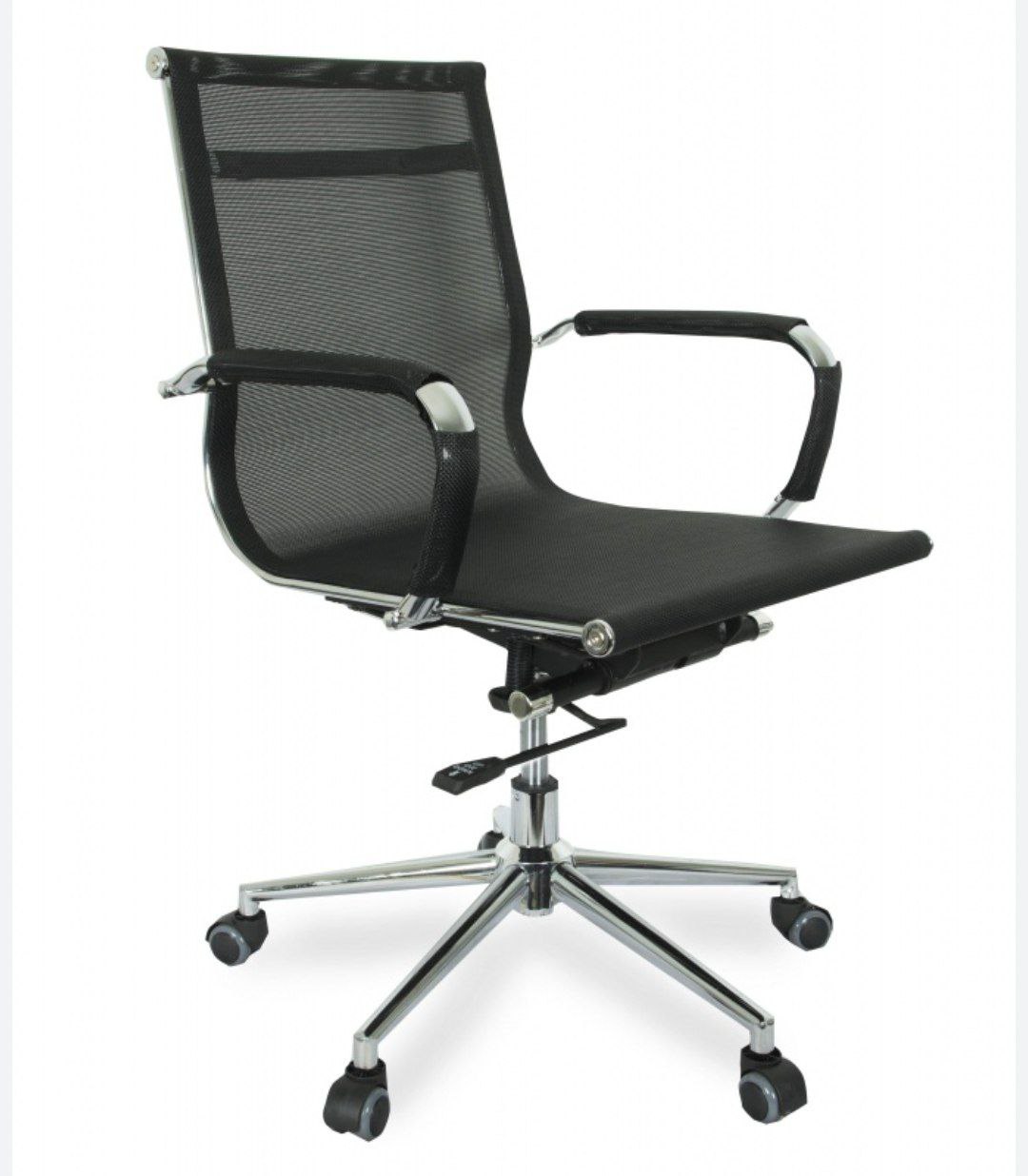 Ну что, дорогие! Настала пора для моего любимого фильма "Трон"
Вообще, я отдельно хочу как-нибудь посвятить время в этом микроблоге дизайнерам, которые работают над фильмами | Сетка — социальная сеть от hh.ru