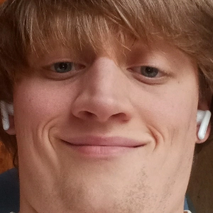 Ярослав Иванов